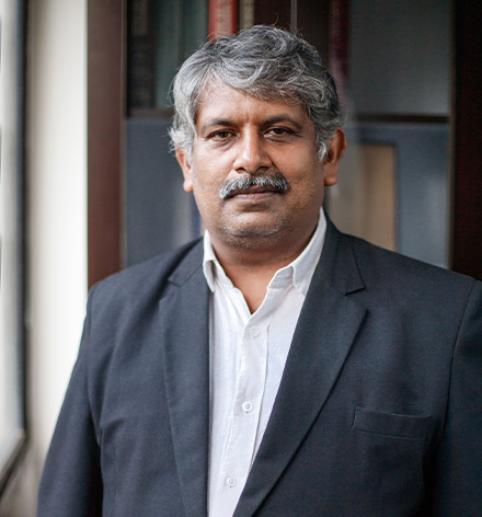 Komal - lawyer and advocate bangalore
